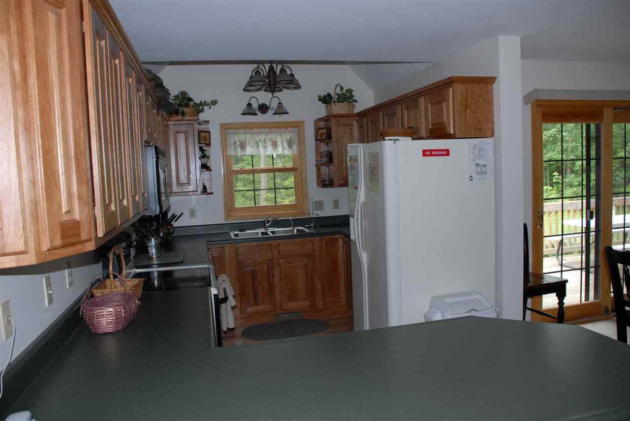 resized-2349823-2brkitchen.JPG
