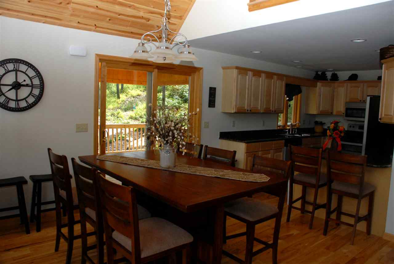 resized-2349823-ROCKYADVdining.jpg