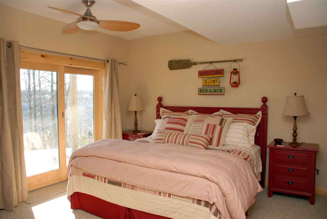 resized-2349823-HighHea_mbedroom3.jpg
