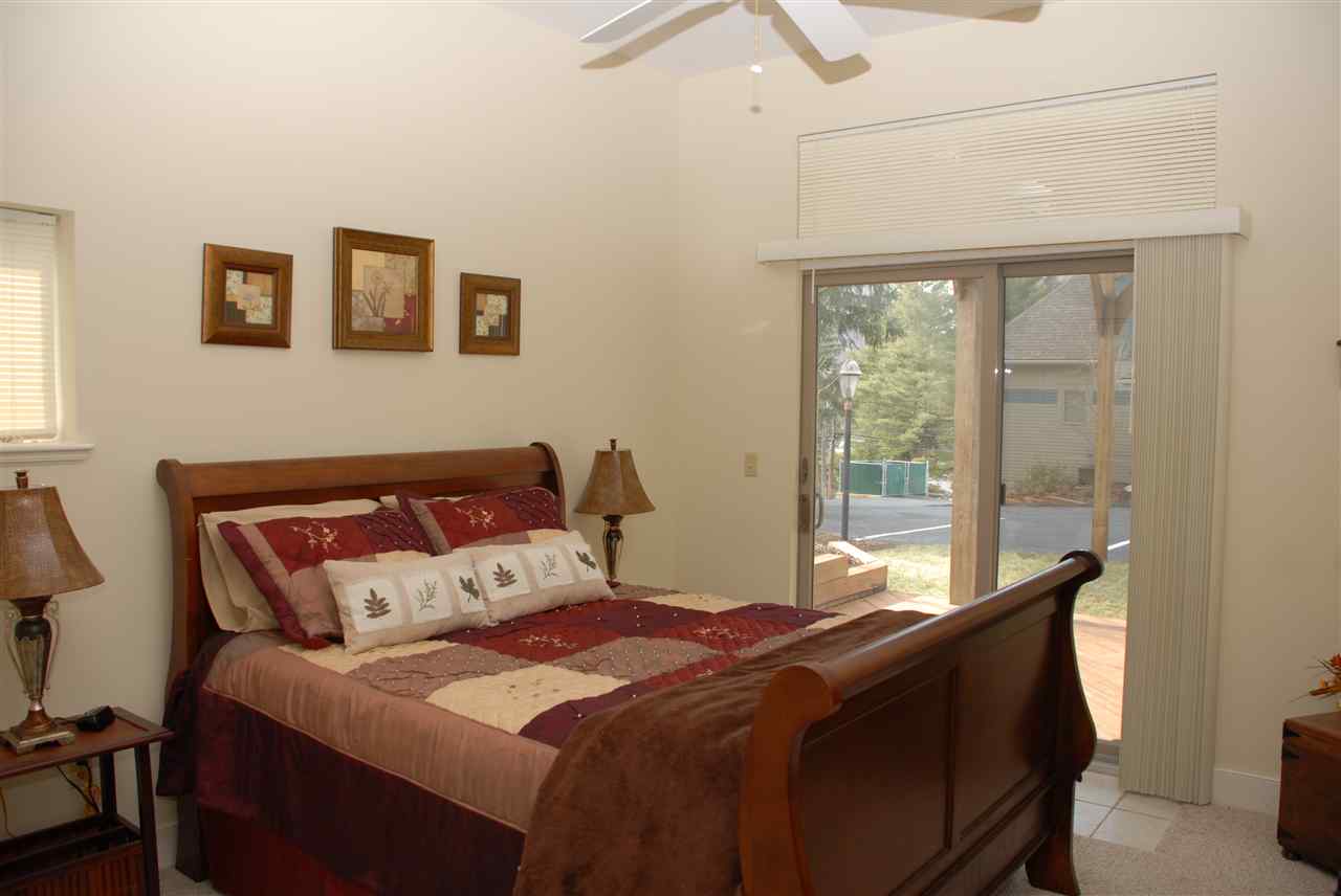resized-2349823-four_bedroom2.JPG