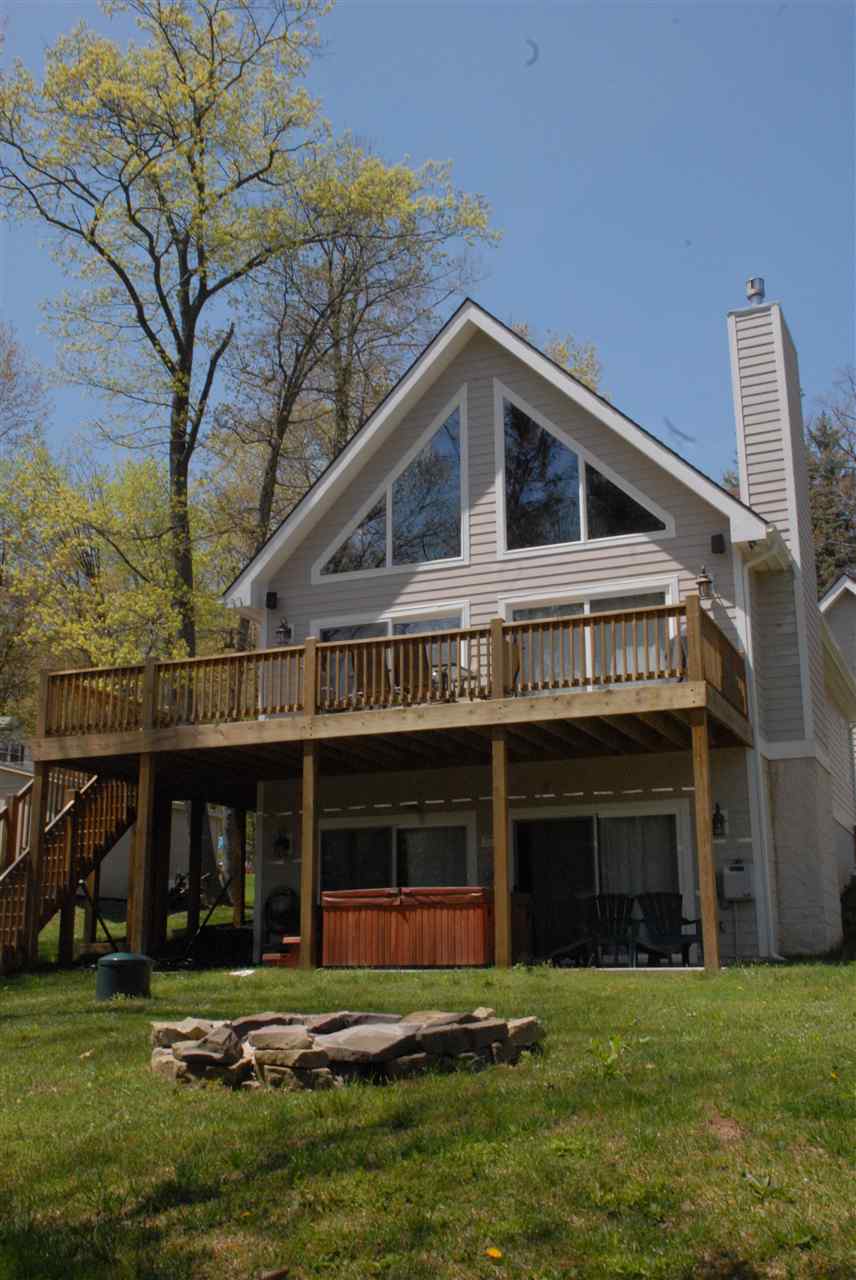 resized-2349823-LakeRet_ext.JPG