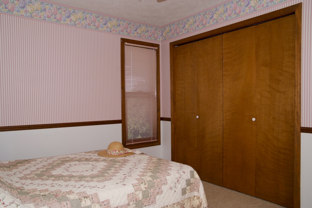 Bedroom3B.jpg