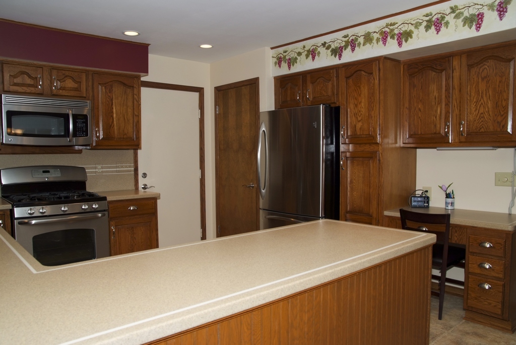 Kitchen3.jpg