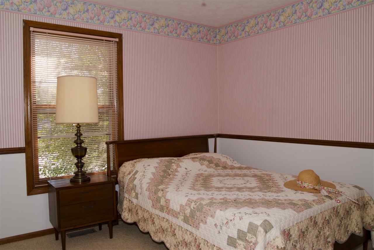 resized-2349823-Bedroom3.jpg