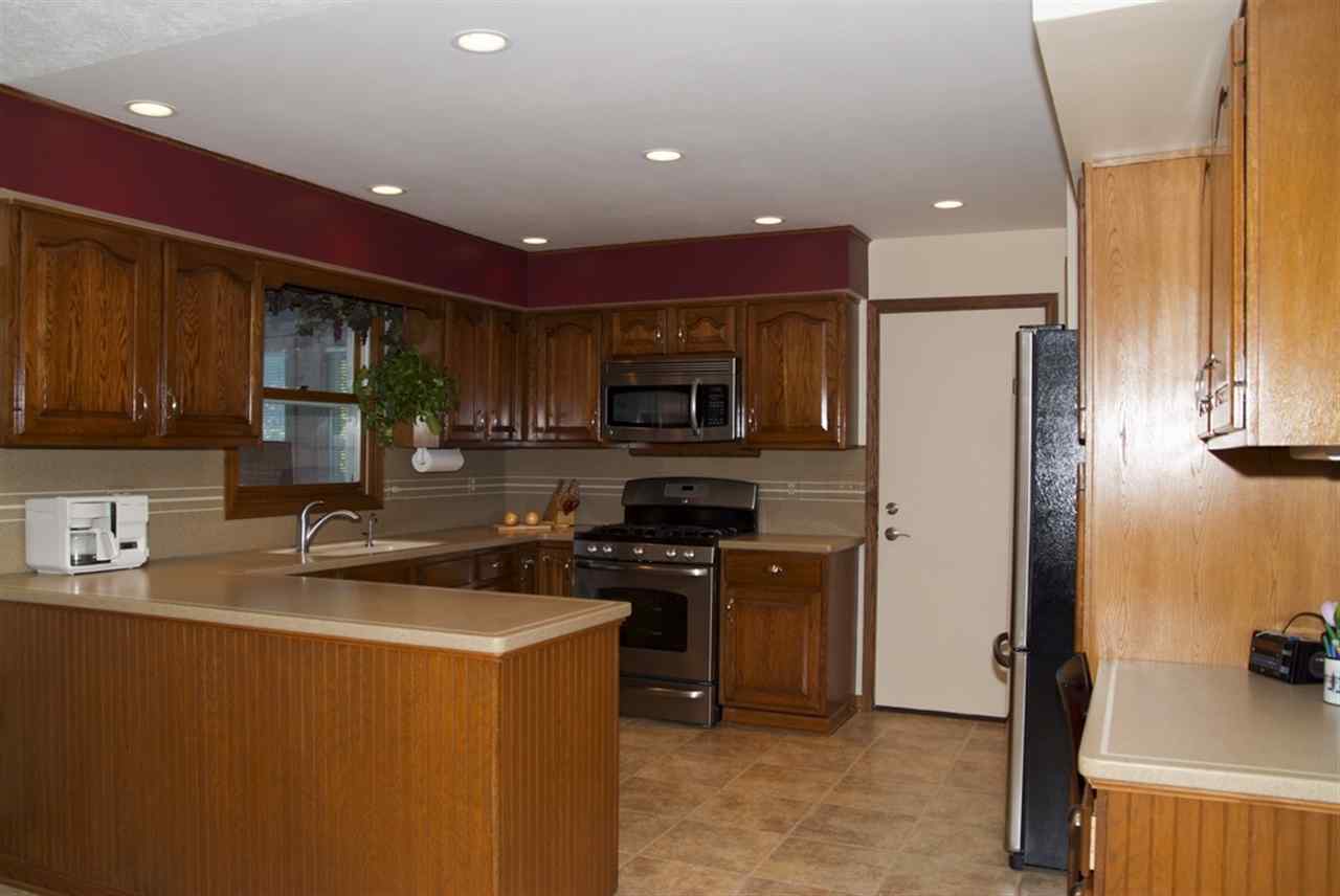 resized-2349823-Kitchen1.jpg