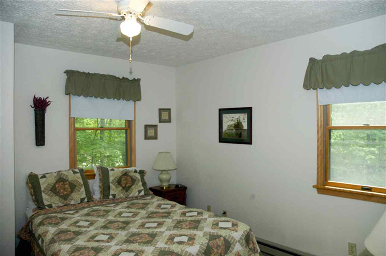 resized-2349823-cedarwo_bedroom2.jpg