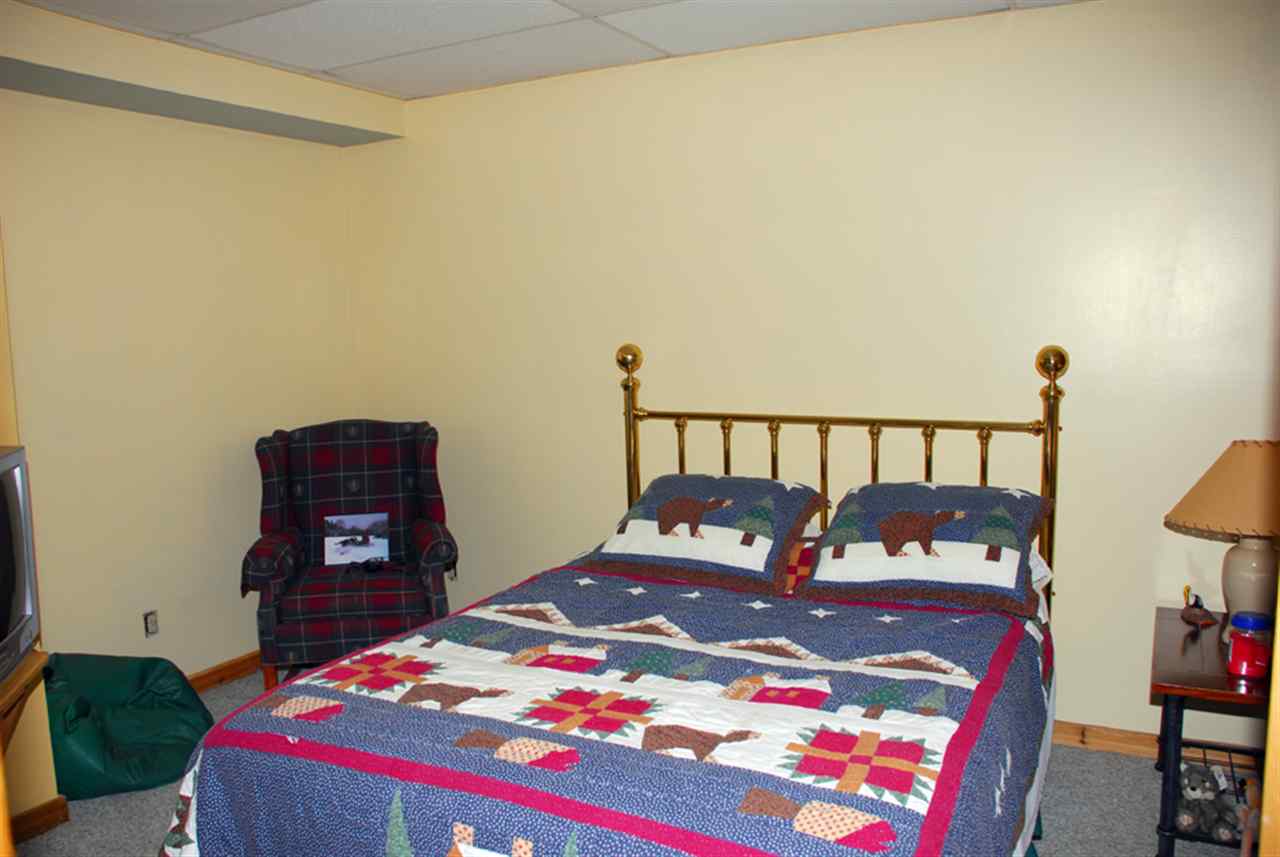 resized-2349823-Panor_bedroom3.jpg
