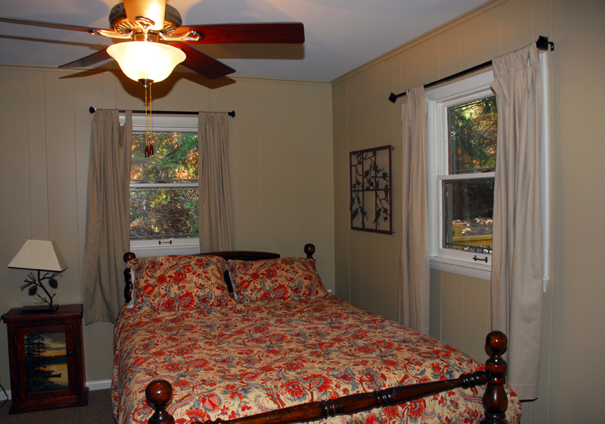 Sweet_bedroom1.jpg