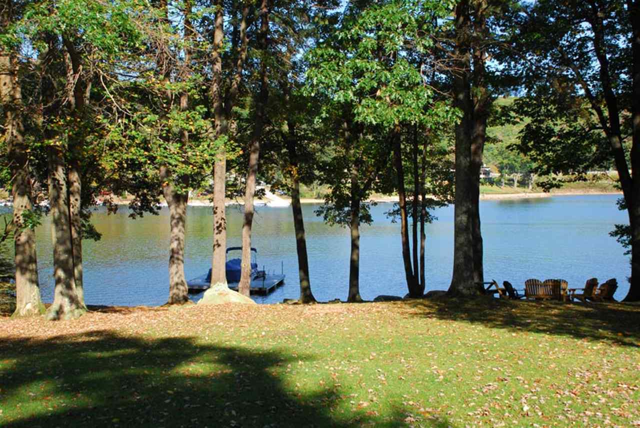 resized-2349823-Sweet_lakefrontview.jpg