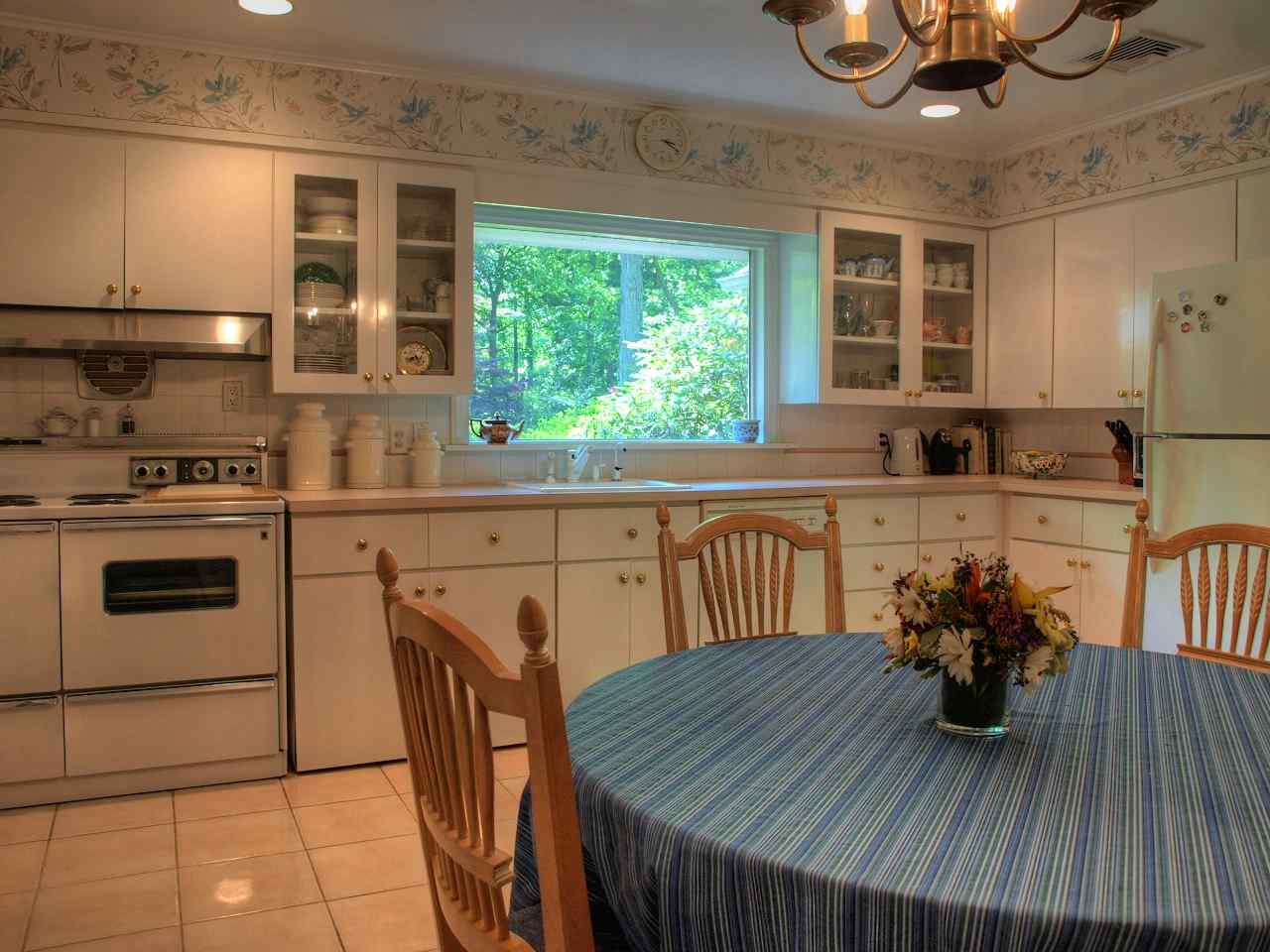 resized-2349823-Kitchen3.jpg