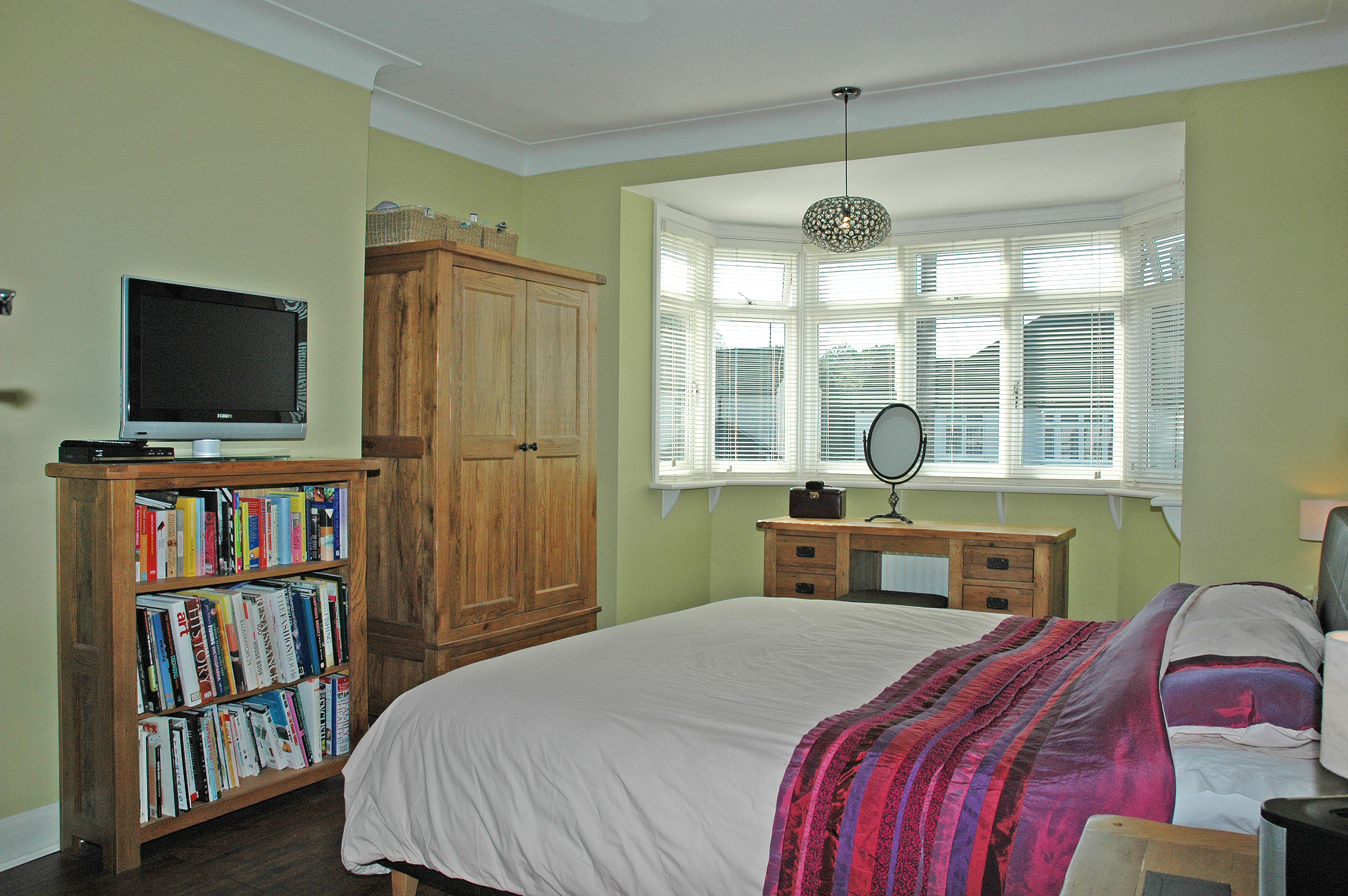 bedroom-one.jpg