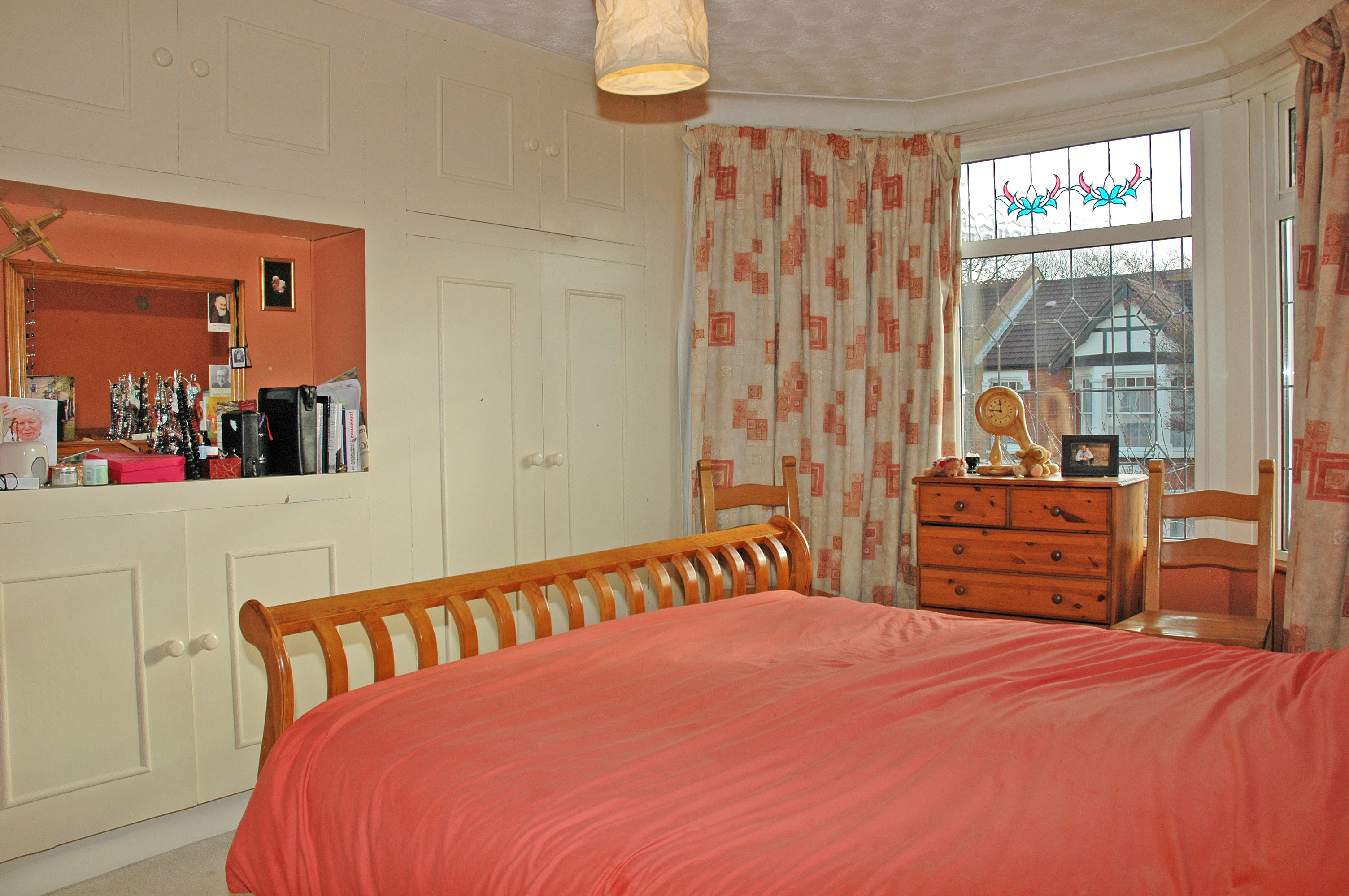 bedroom-1.jpg