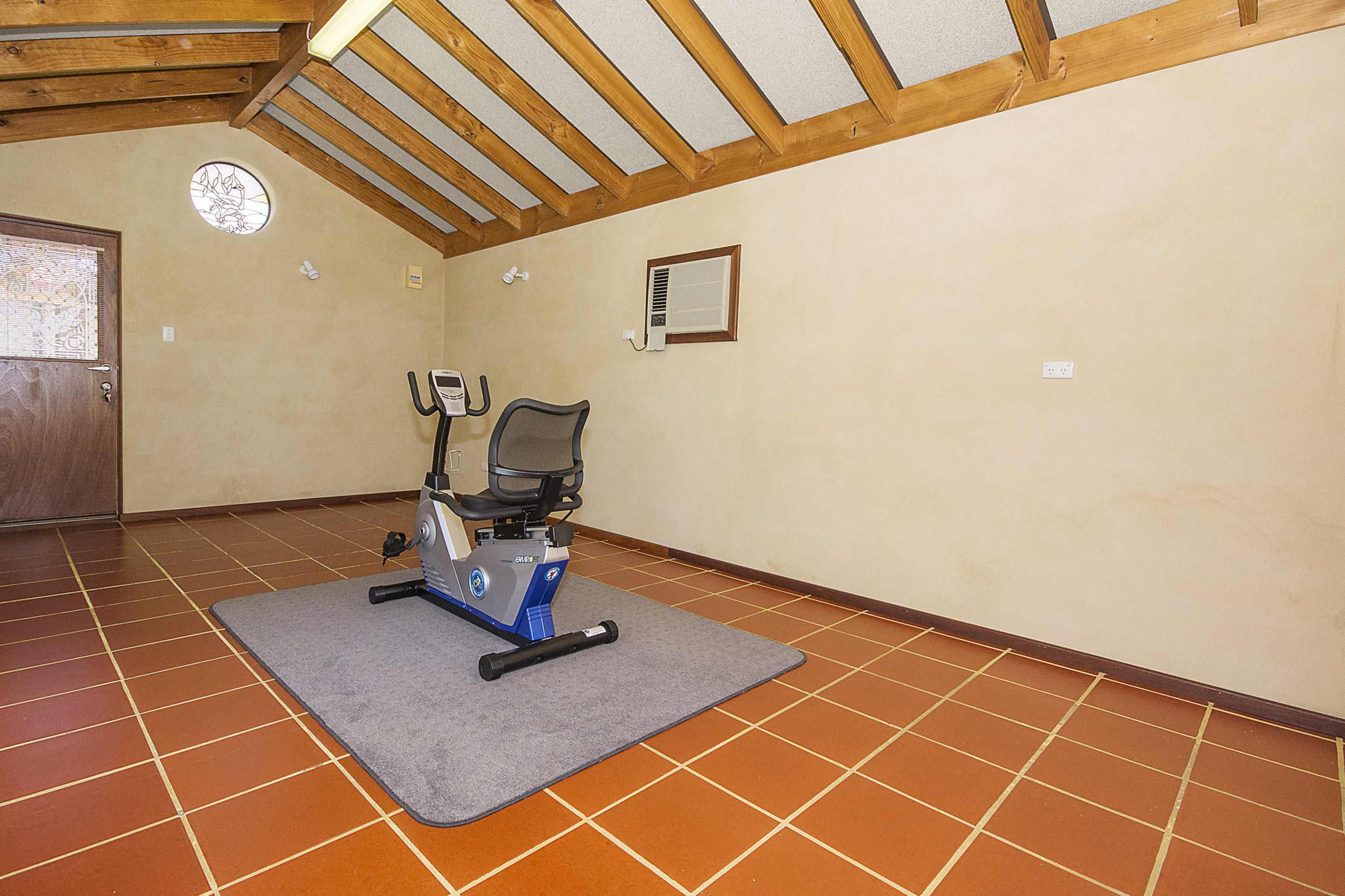 015_Open2view_ID338821-8_Endgate_Court_Parkwood.jpg