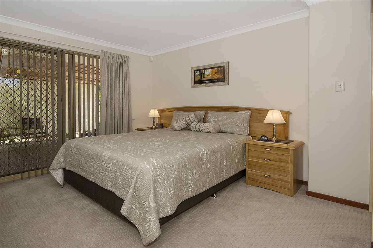 resized-2349823-001_Open2view_ID338821-8_Endgate_Court_Parkwood.jpg