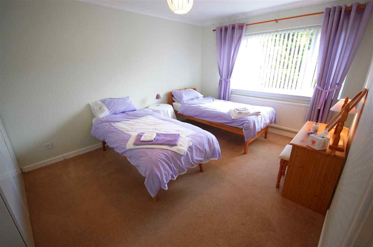 resized-2349823-Bedroom.JPG