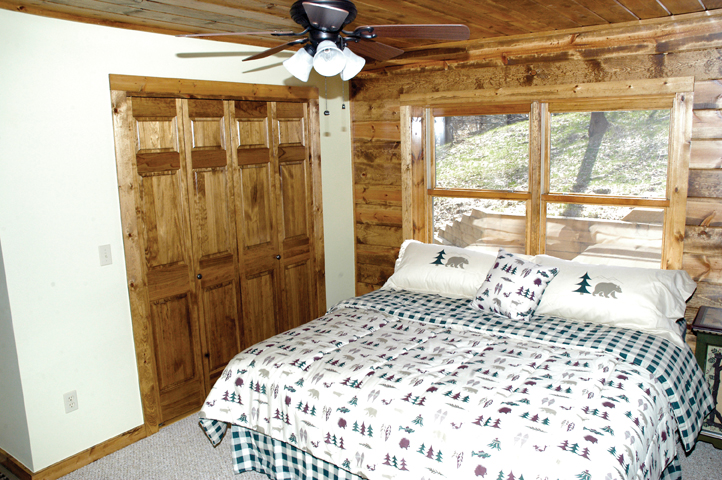 bedroom_low.jpg